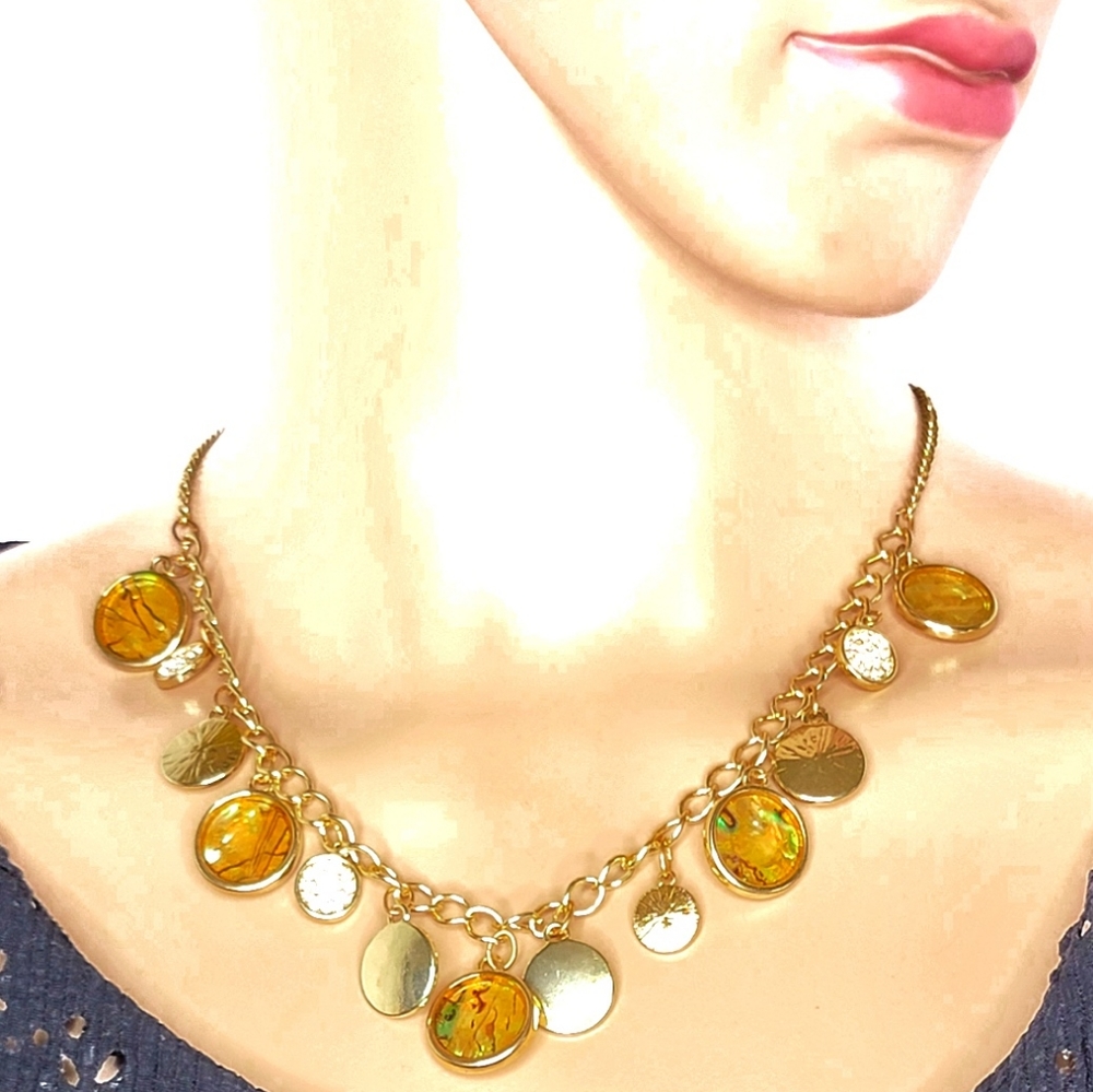247N434 Gold Charm Necklace